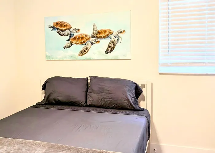 Sunny Shores Retreat 1